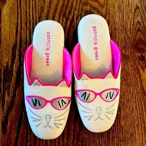 Patrica green cat slippers.